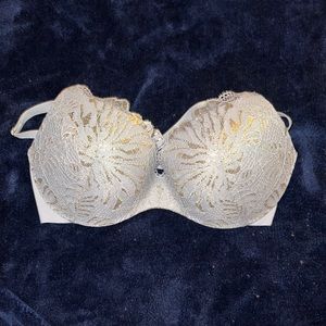 NWOT Victoria Secret Bra